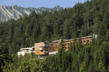 DAS KRONTHALERFernenah