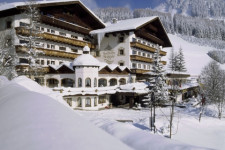 Singer Winter Aussenaufnahme