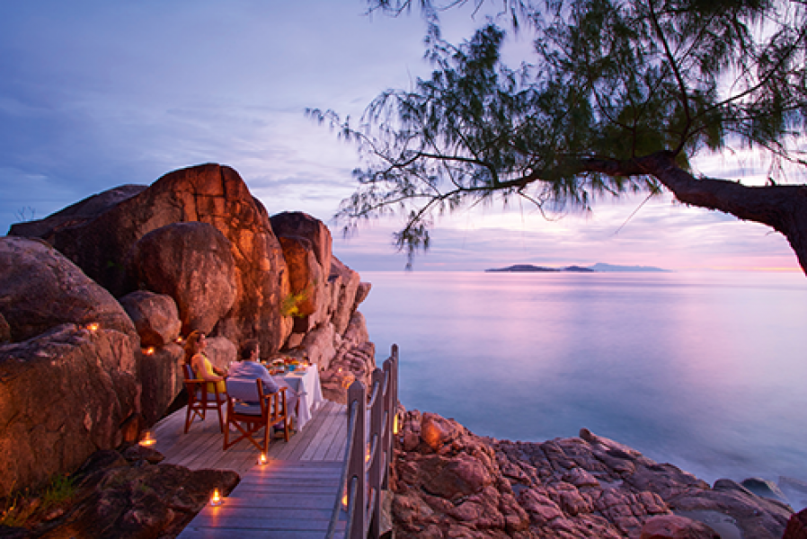 lemuria seychelles 2016 AB Nest Dinner on The Rocks 01