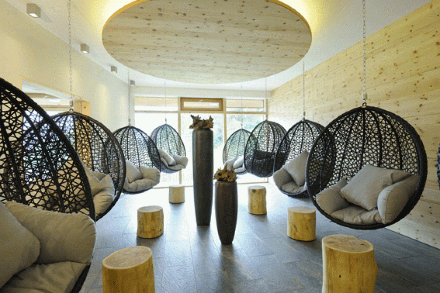 DAS GOLDBERGRuheraum mit