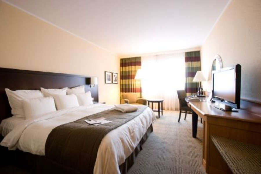 Deluxe Standard Zimmer 1