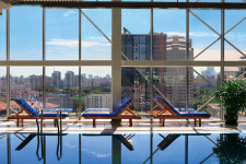 PEK1swimmingpoolL
