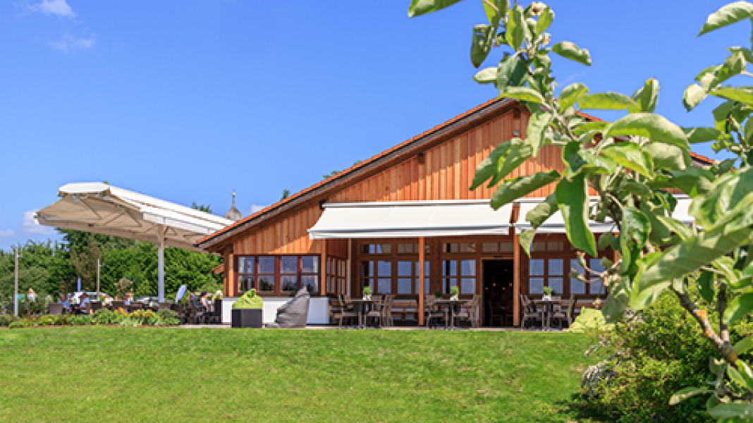 Clubhaus12