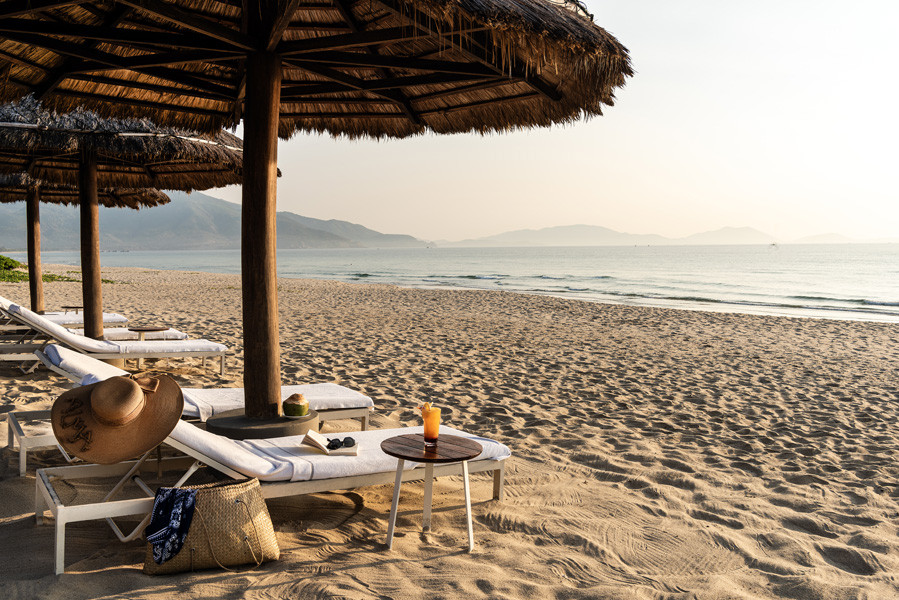 Beach Lounger 1
