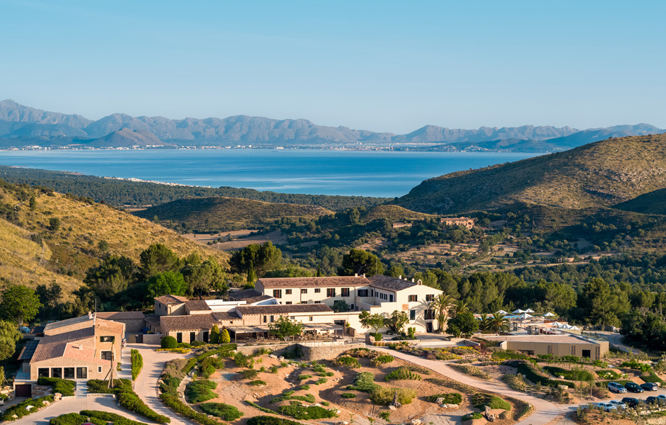 Carrossa Resort overlooking the Bay of Alcudia