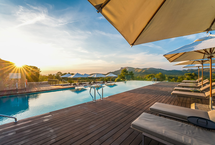 Carrossa Resort Pool Terrasse HighRes 23