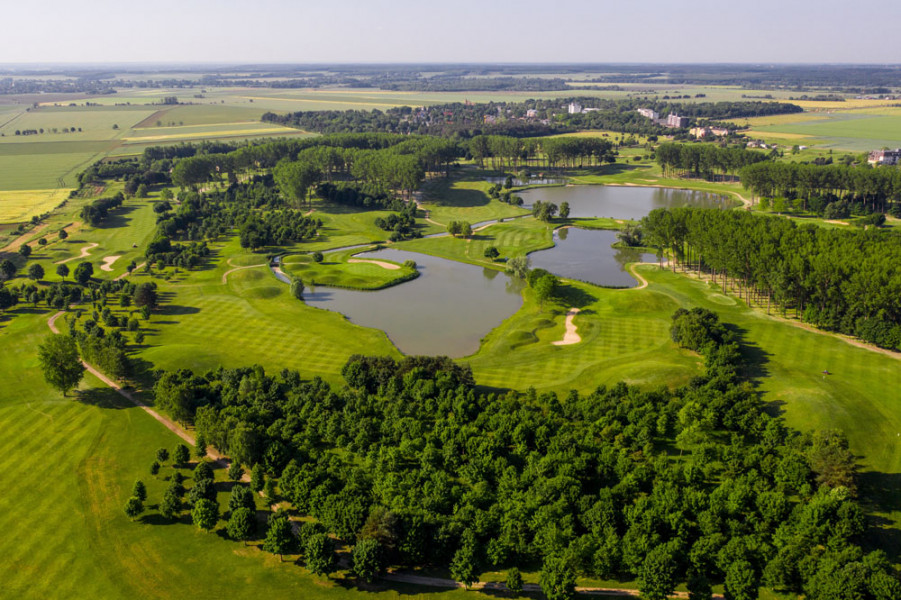 Golf course 14