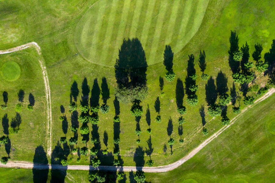 Golf course 16