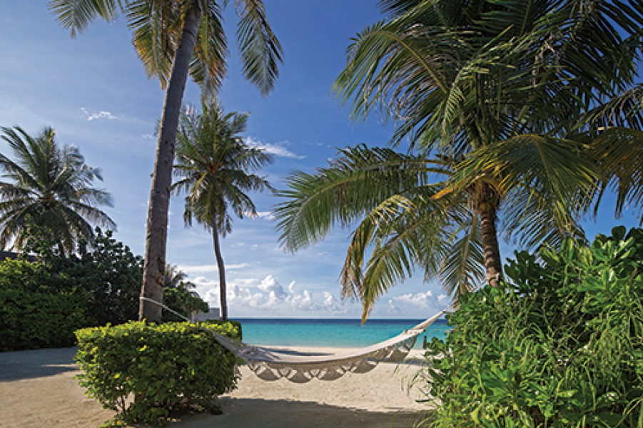Jumeirah Vittaveli   Beach Hammock