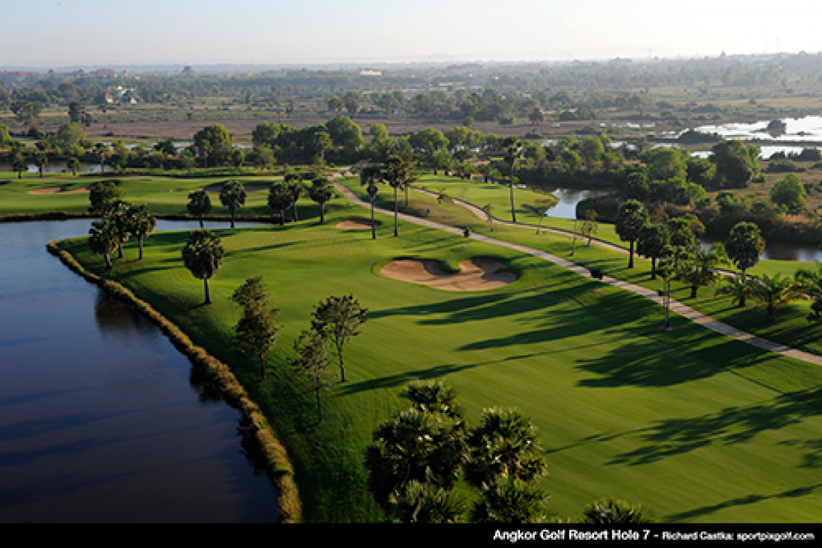 AGR hole7a