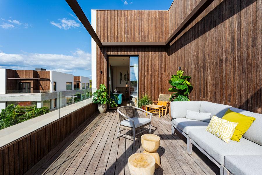 04. King Room Double Balcony   Terrace