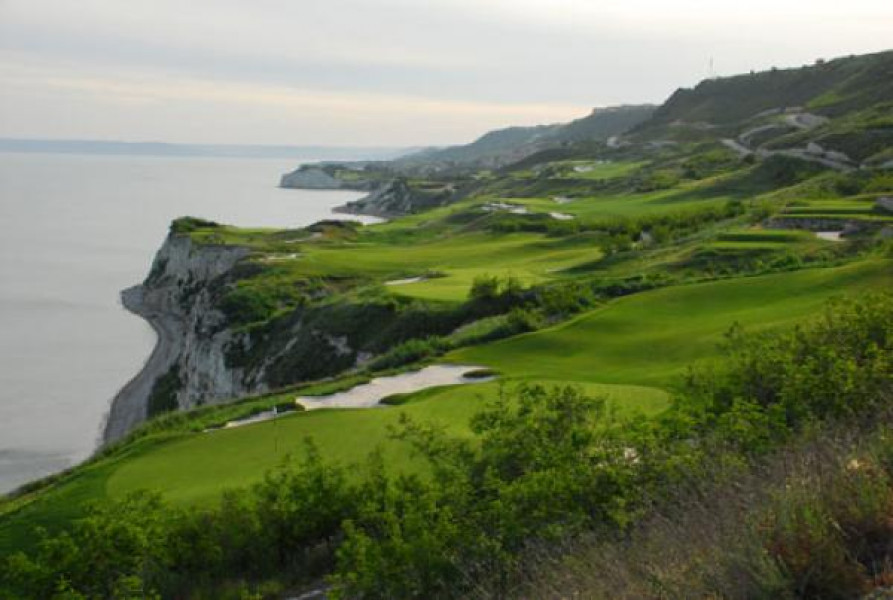 Thracian Cliffs3