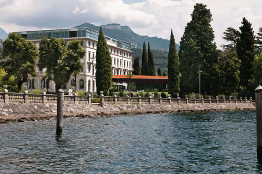 LidoPalaceAussenansicht3