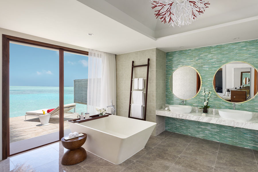 Over Pool Villa Bathroom © Niyama Private Islands